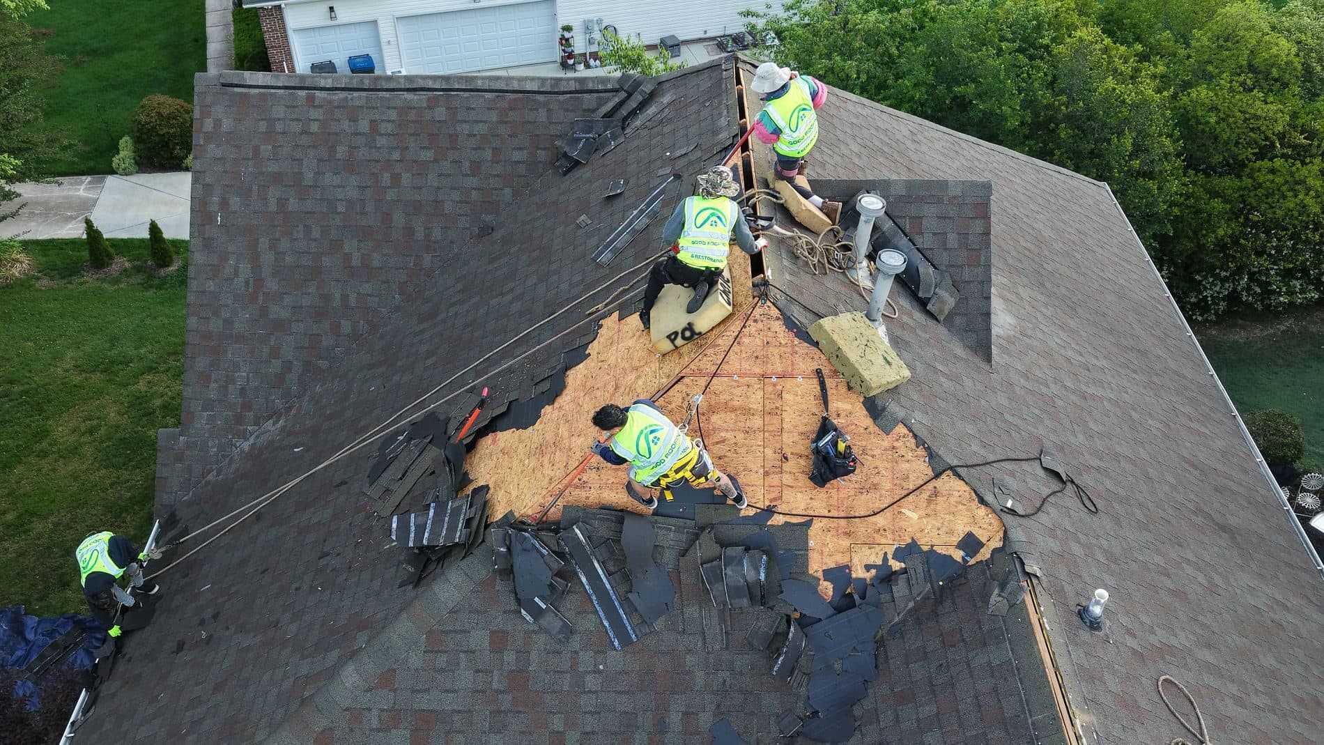 New architectural shingle roof installed by Good Roofing in Charlotte NC