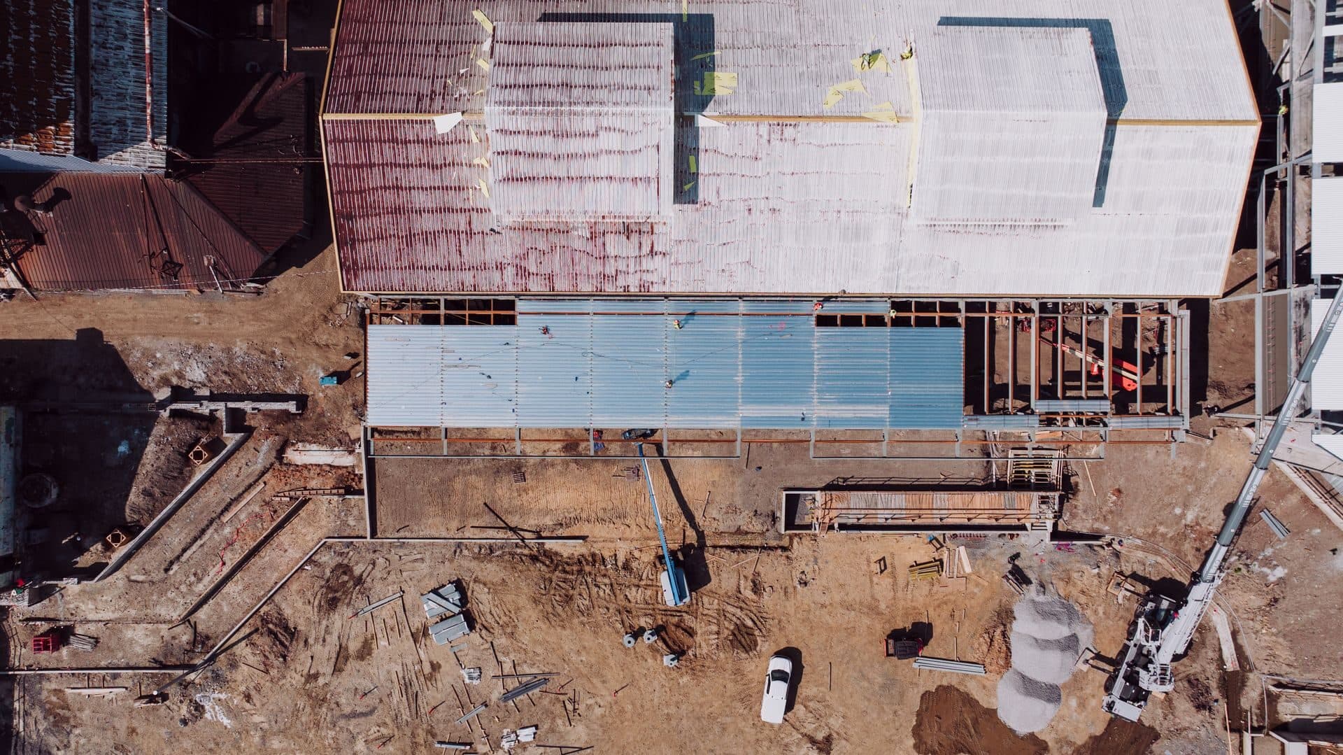 Commercial roofing and construction