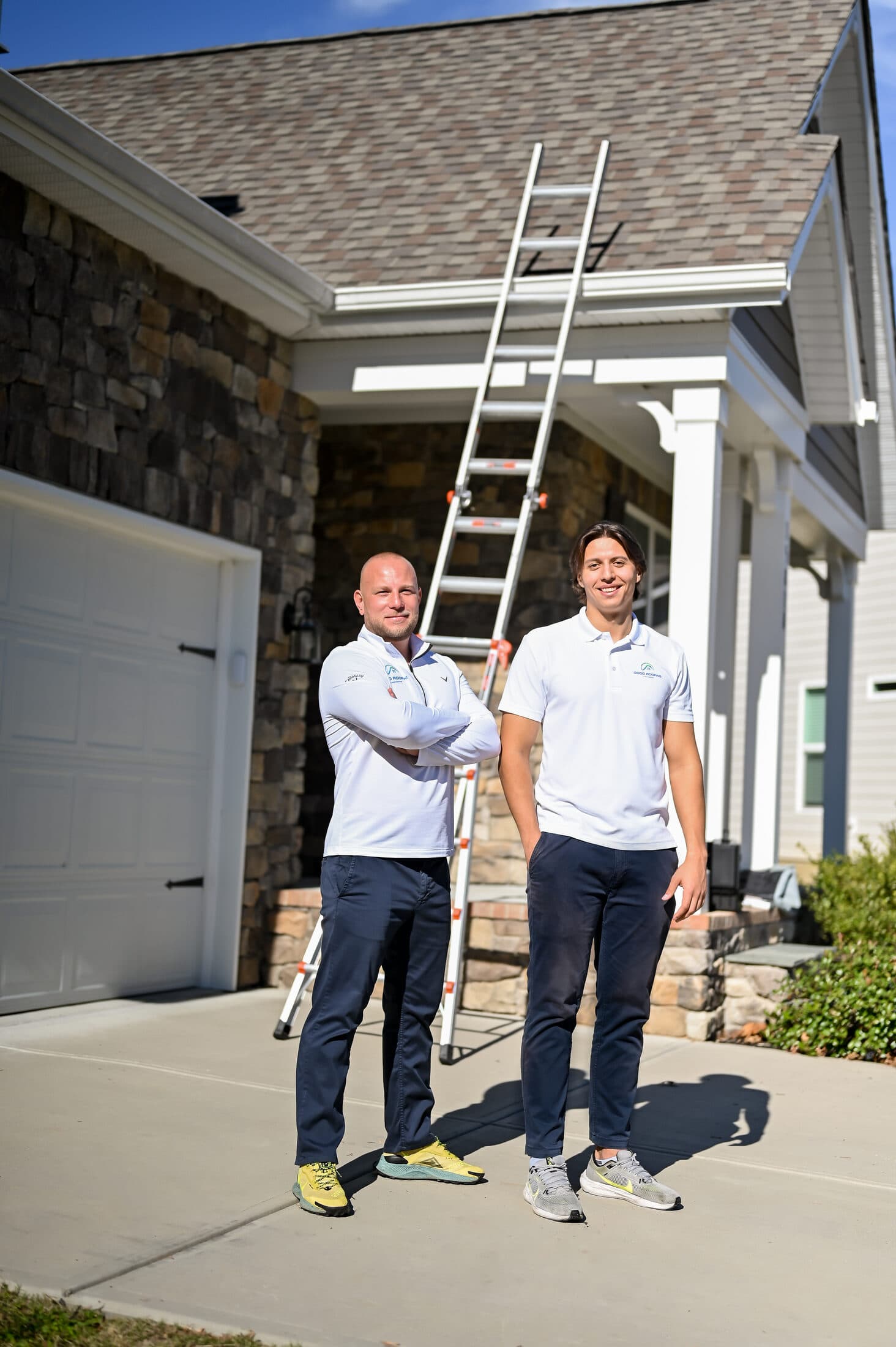 Good Roofing crew at work
